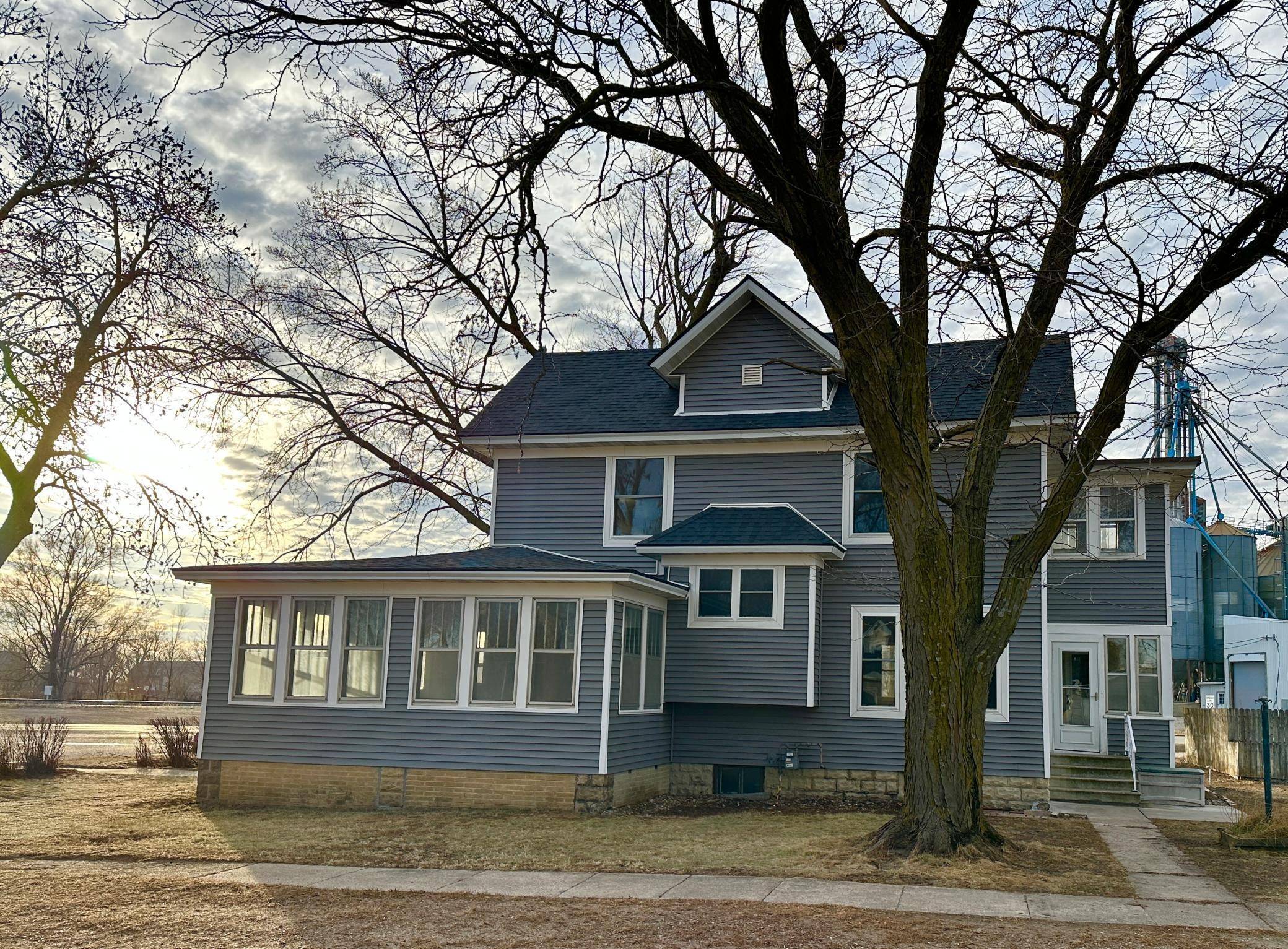 Glenville, MN 56036,510 W Main ST