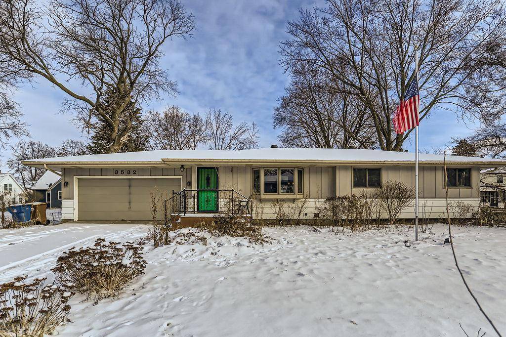 White Bear Lake, MN 55110,3532 Jerry ST