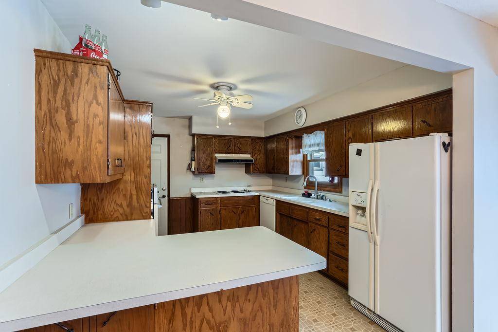 White Bear Lake, MN 55110,3532 Jerry ST