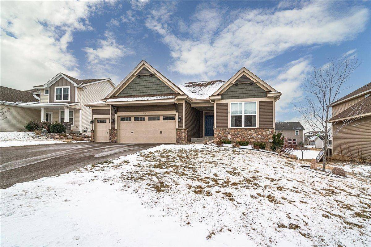 Prior Lake, MN 55372,5743 Meridian WAY NE