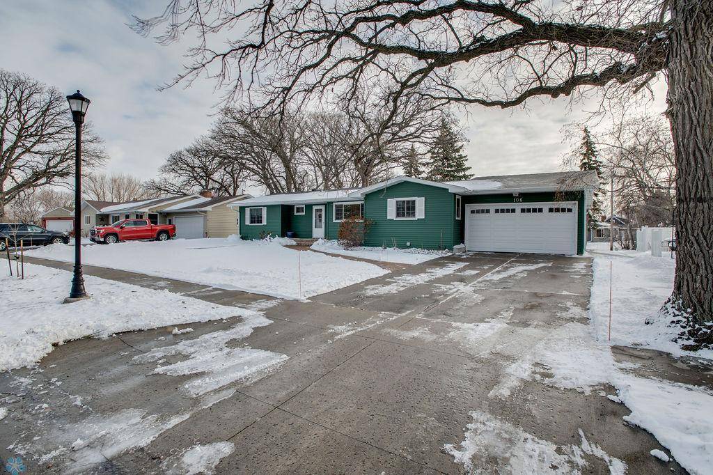 Fargo, ND 58102,106 Woodland DR N