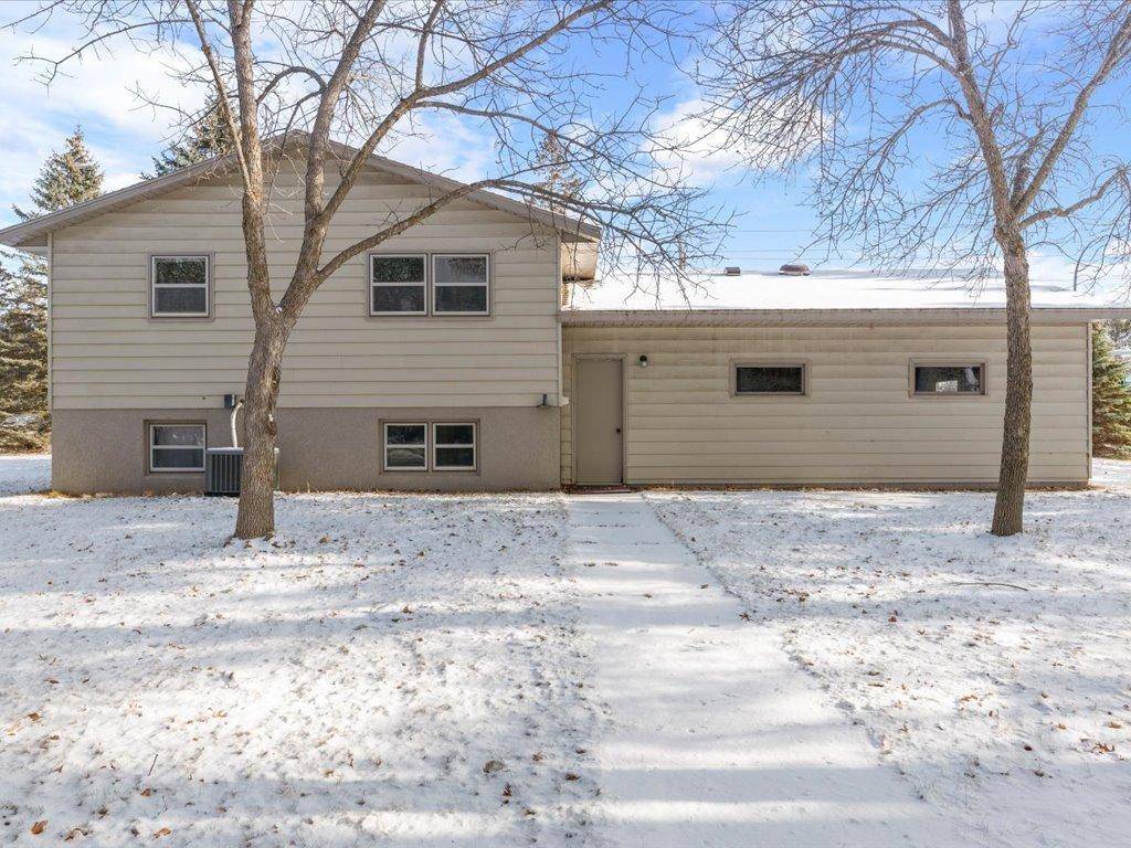 Baxter, MN 56425,8250 Highland Scenic RD