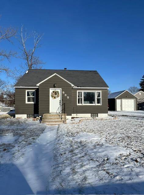 Perham, MN 56573,532 4th ST SW