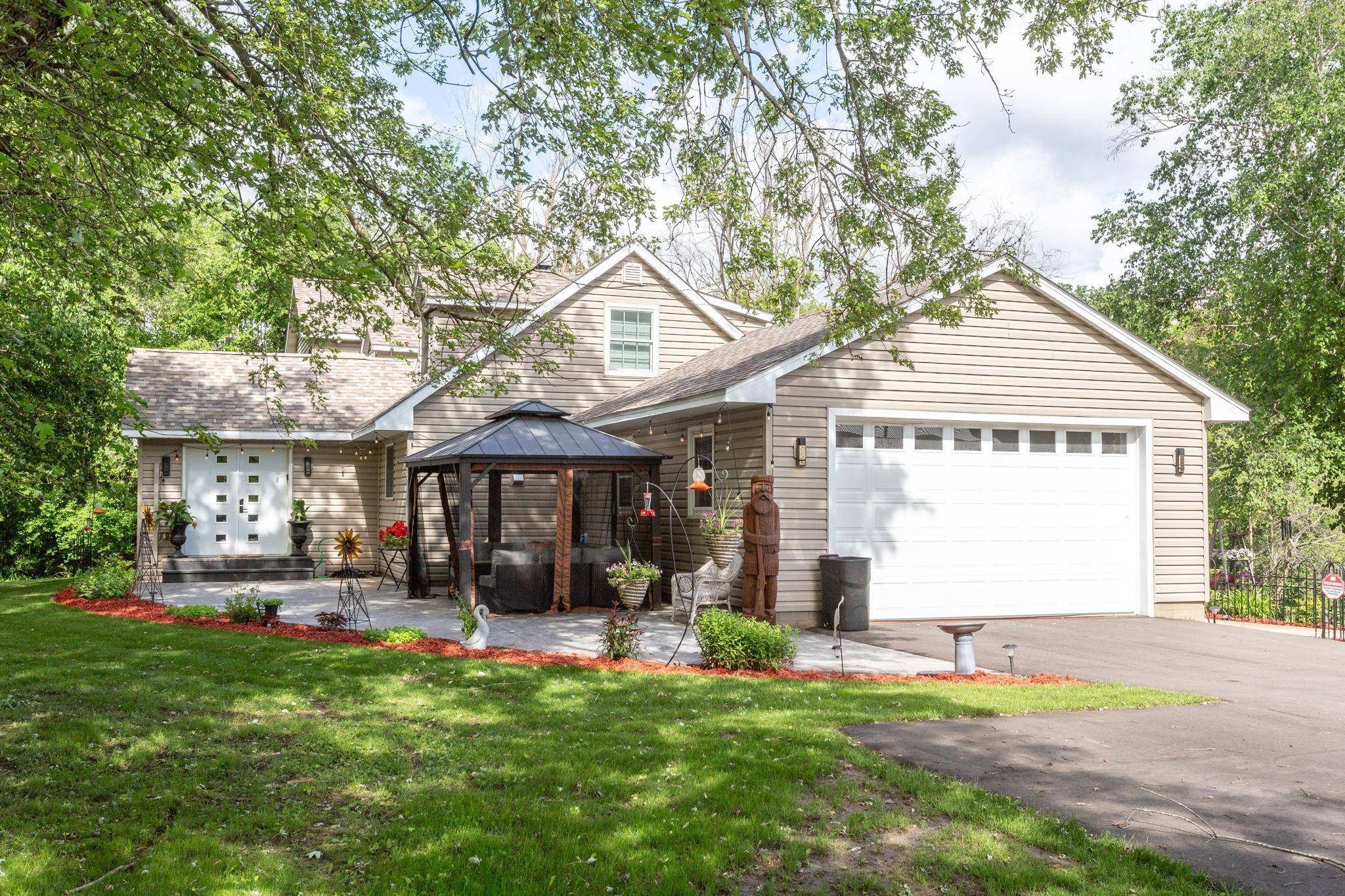 Star Prairie, WI 54017,2172 Goose Lake RD