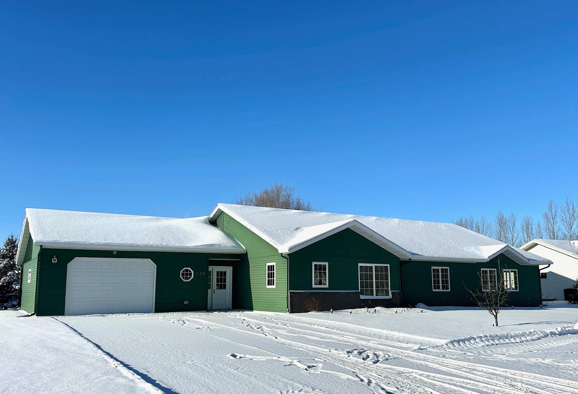 Greenbush, MN 56726,130 7th ST