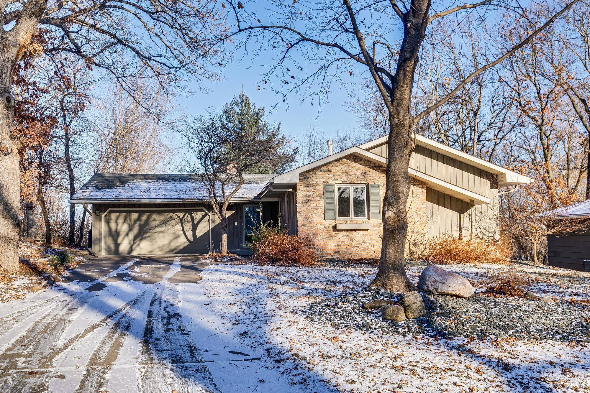 Shoreview, MN 55126,4274 Brigadoon DR