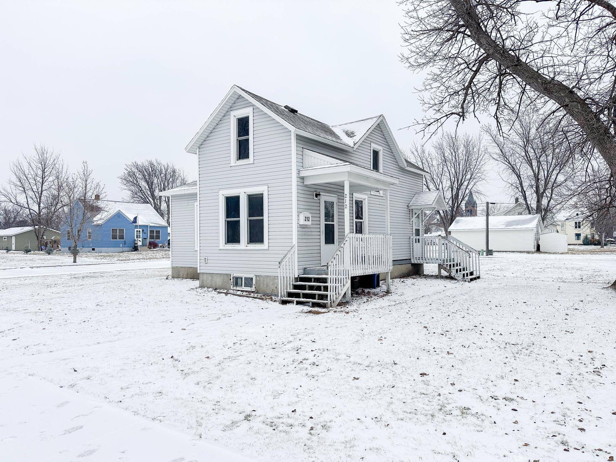 Benson, MN 56215,212 17th ST N