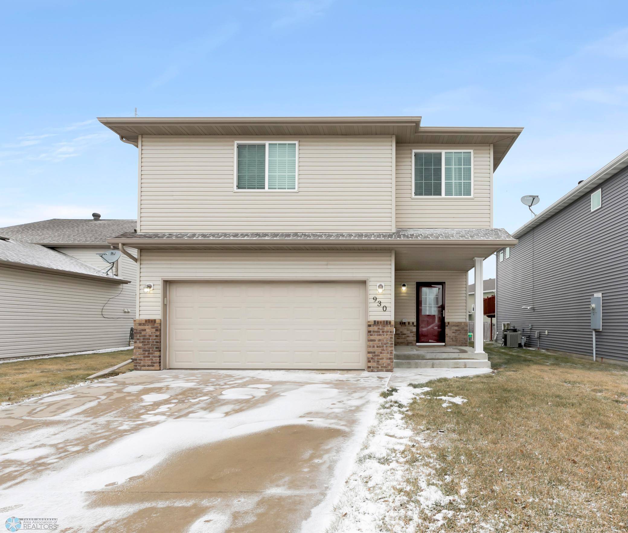 Fargo, ND 58078,930 42nd AVE W