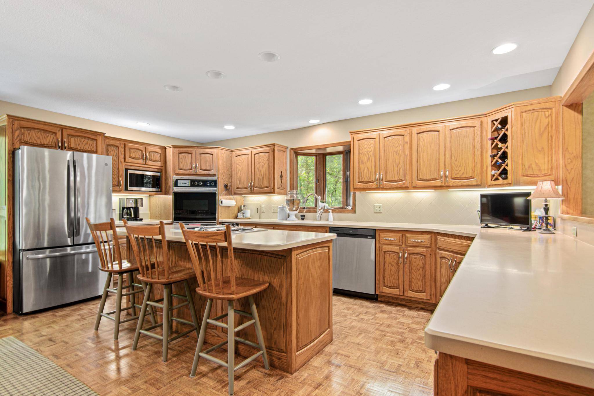 Maple Grove, MN 55369,6678 Hemlock LN N