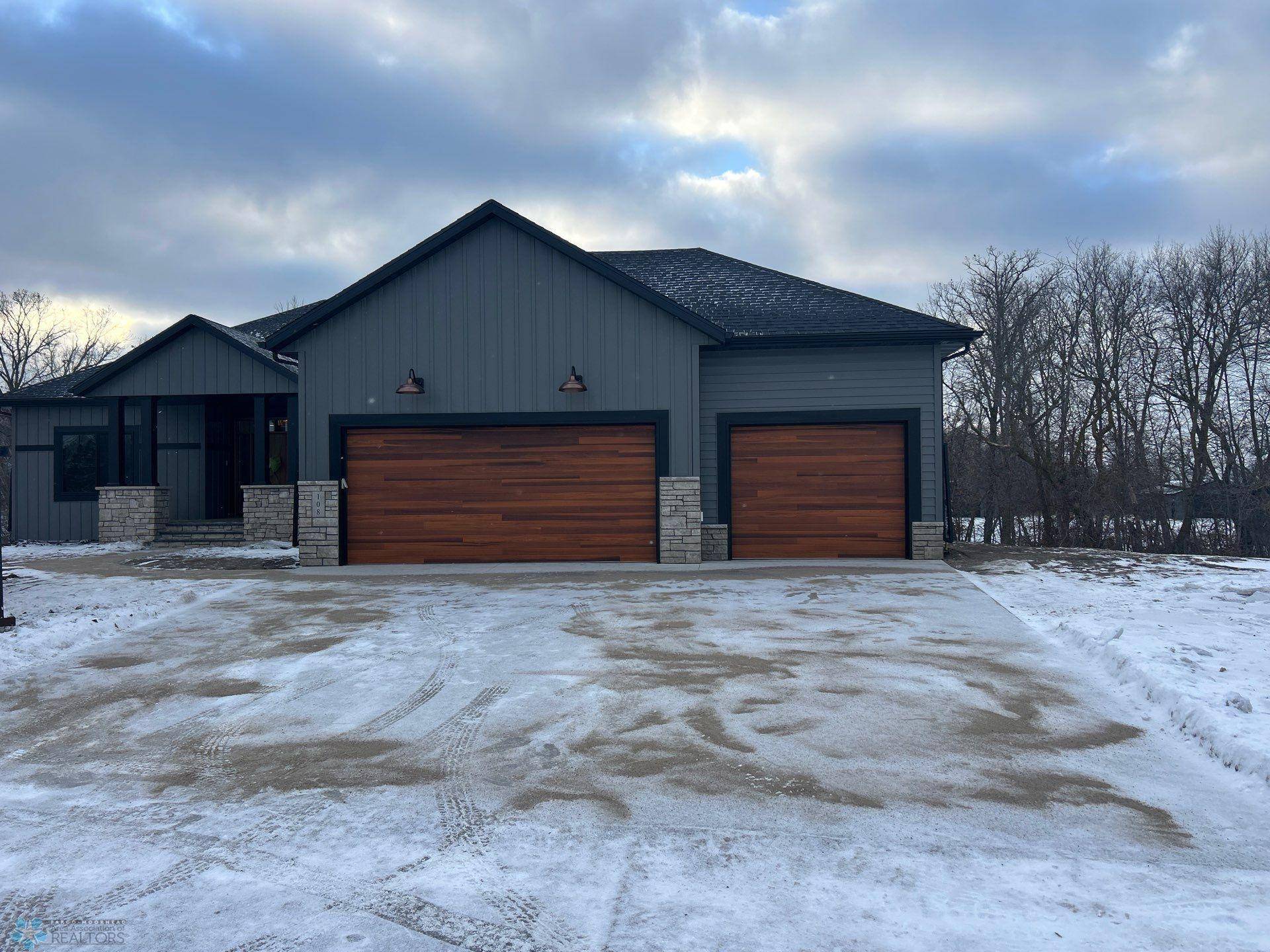 Lake View Twp, MN 56501,108 Altavista DR