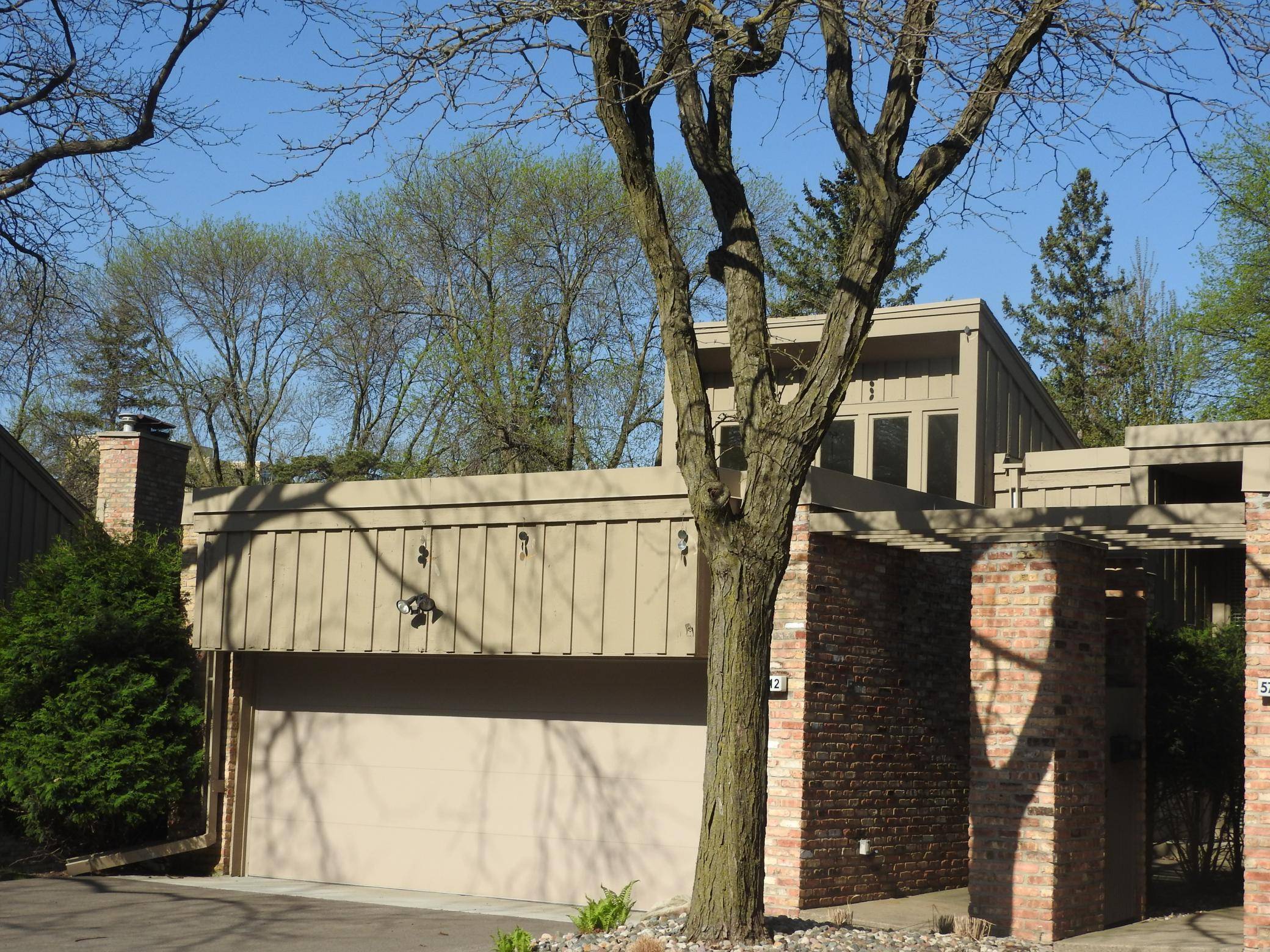 Edina, MN 55436,Address not disclosed