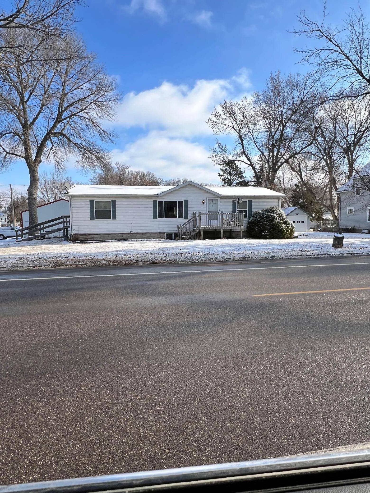 Bellingham, MN 56212,201 1st AVE