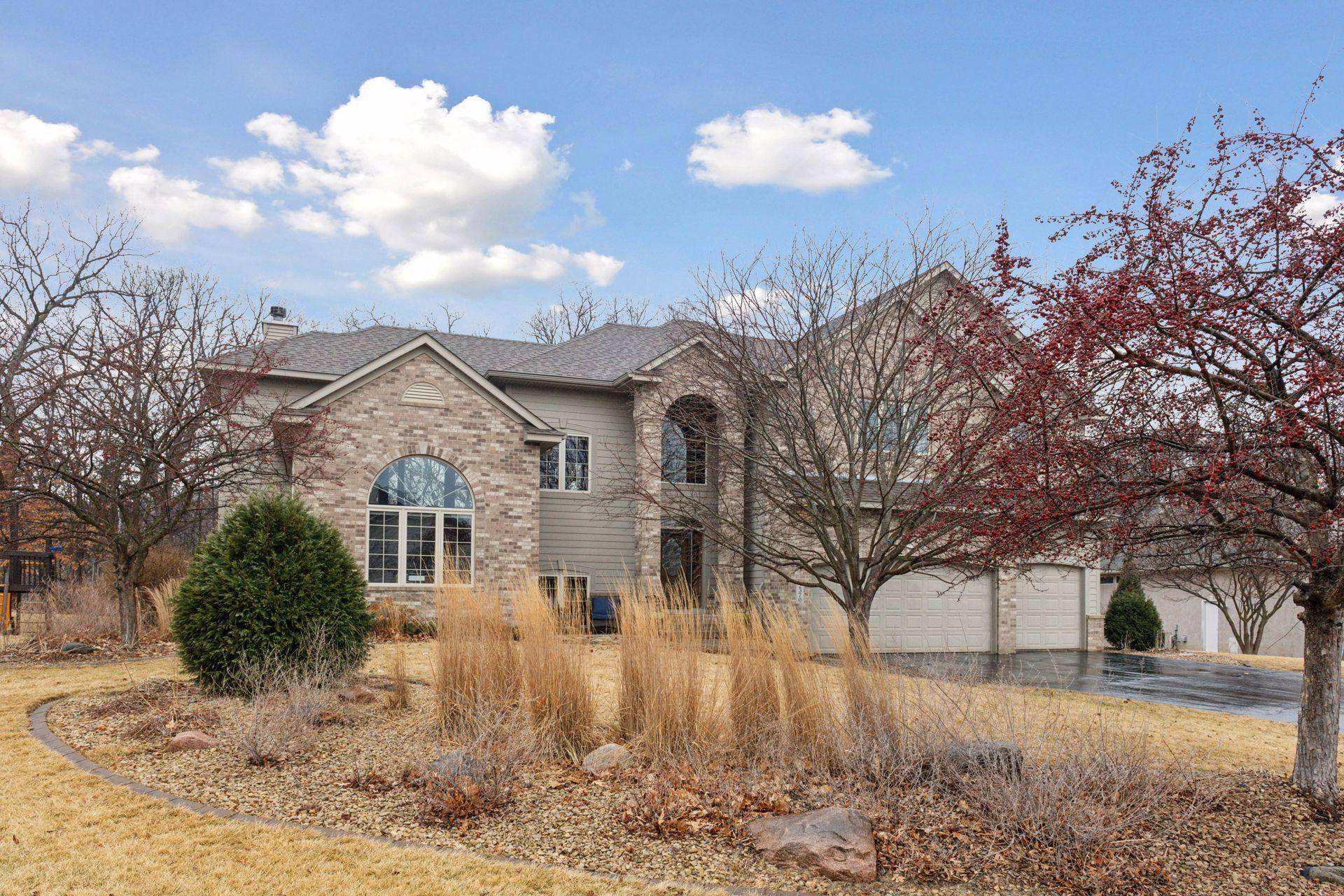 Chaska, MN 55318,2370 Weston Ridge CT