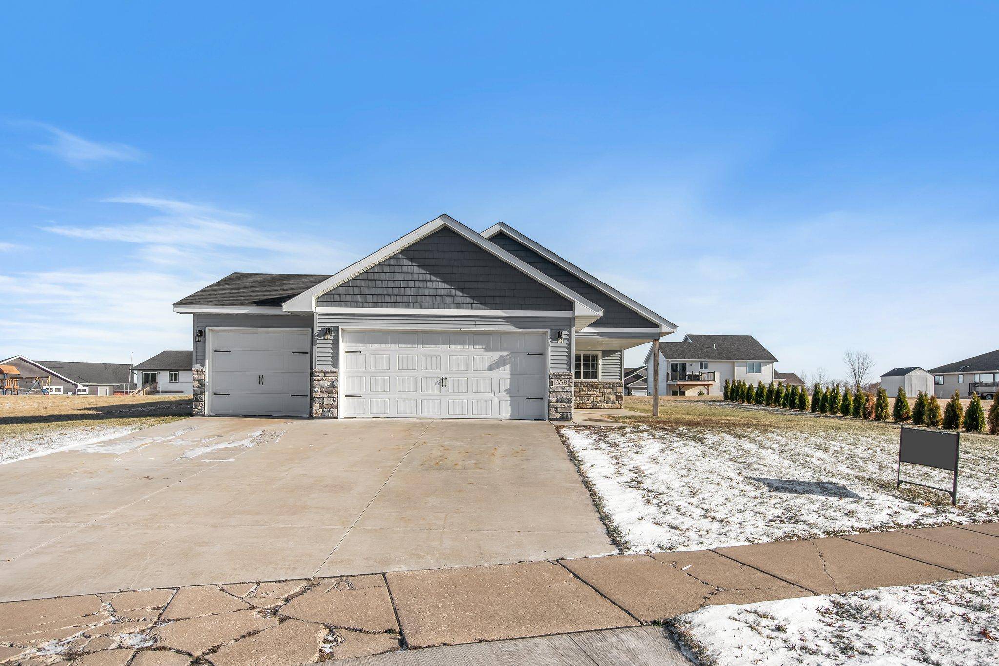 Ellsworth, WI 54011,458 Highland DR