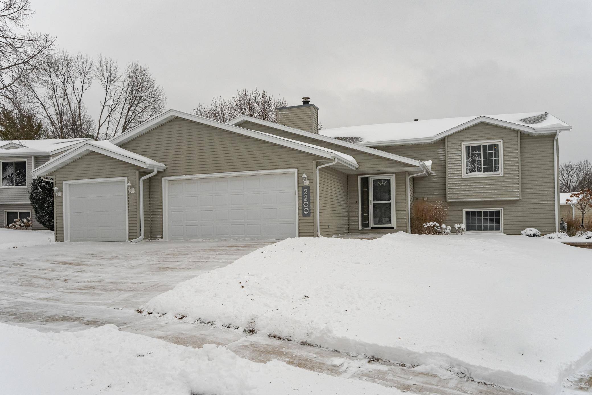 Rochester, MN 55901,2200 Hampton Rhodes CT NW