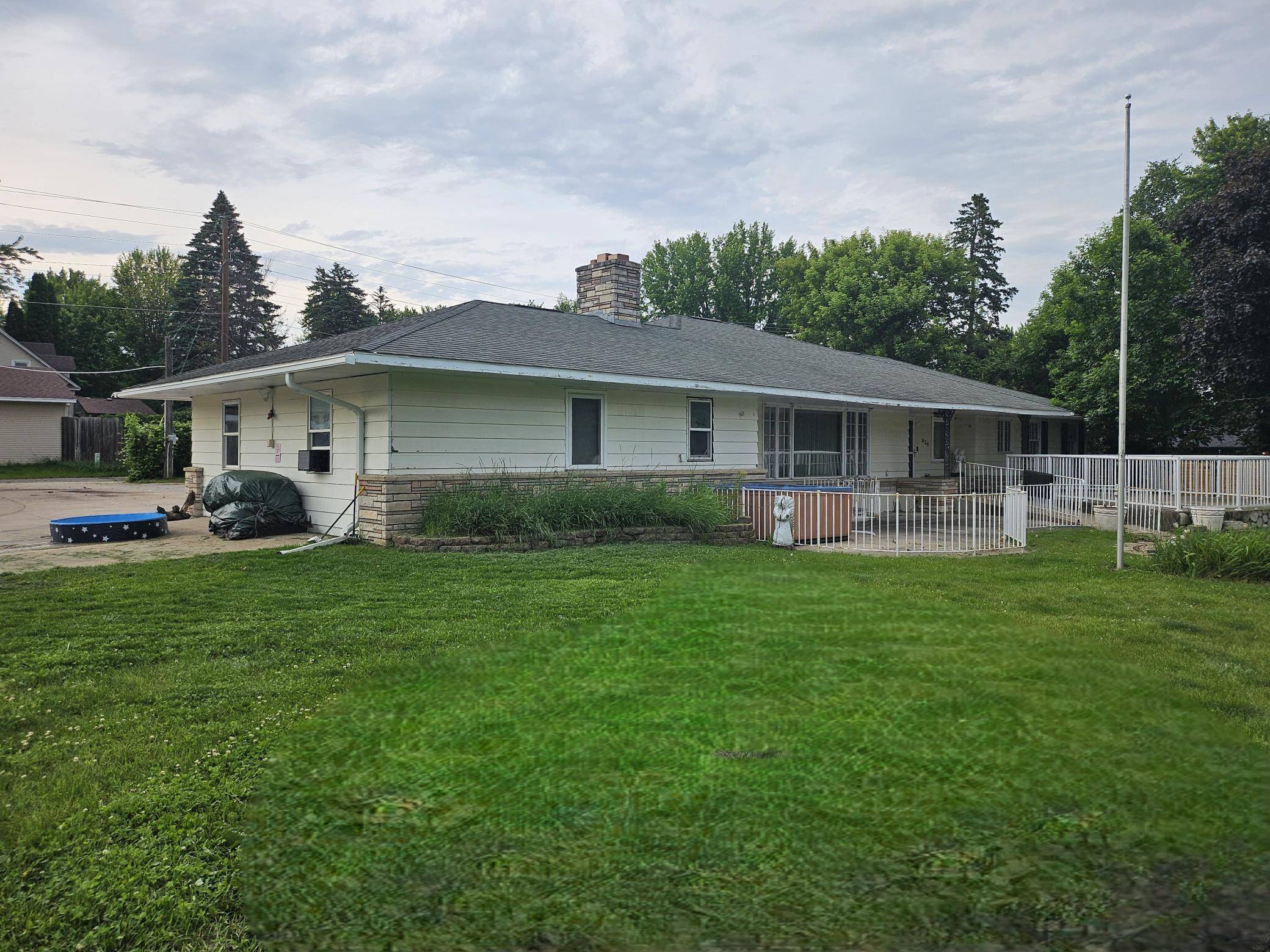 Cambridge, MN 55008,436 6th AVE SW