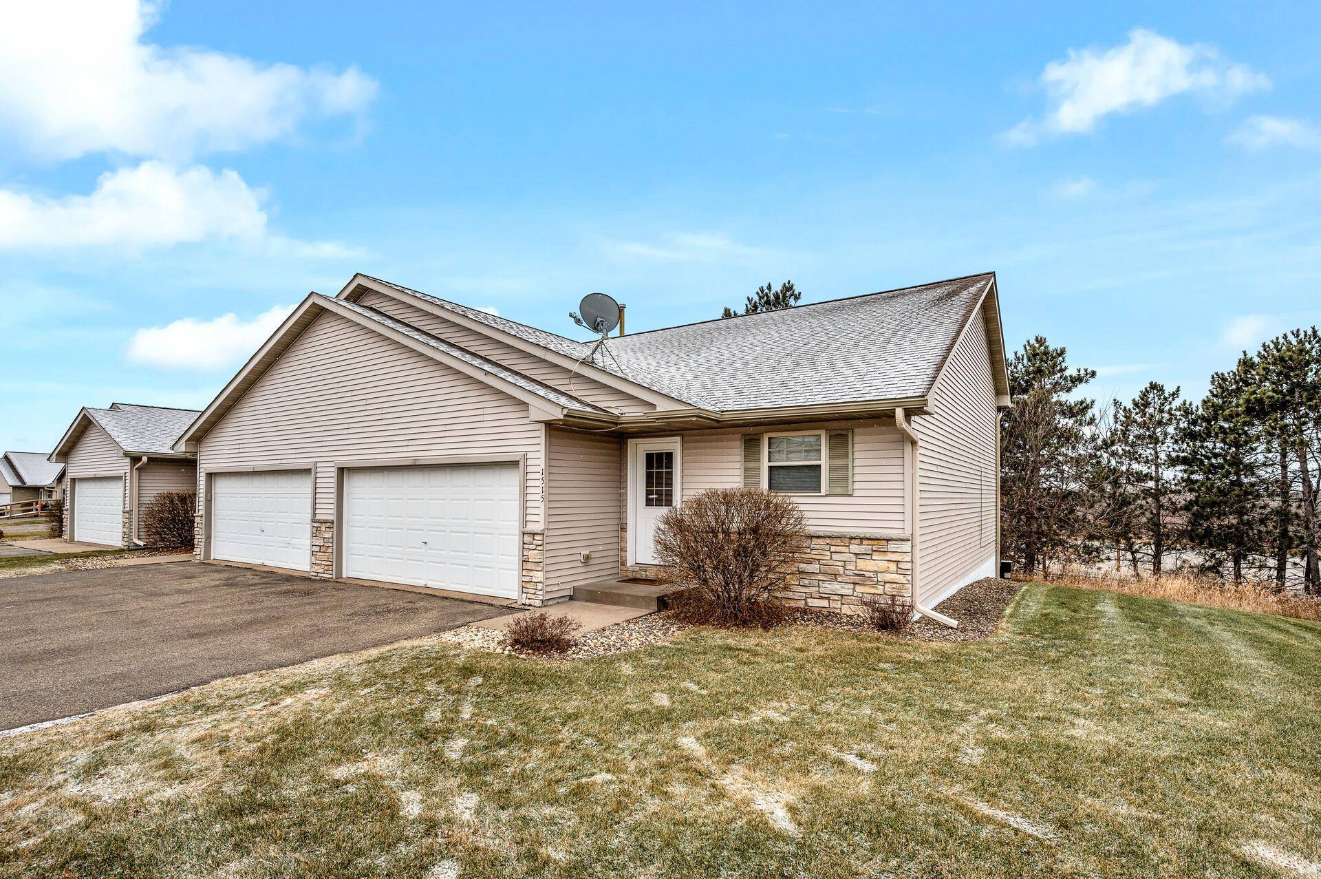 New Richmond, WI 54017,1515 Ponderosa LN