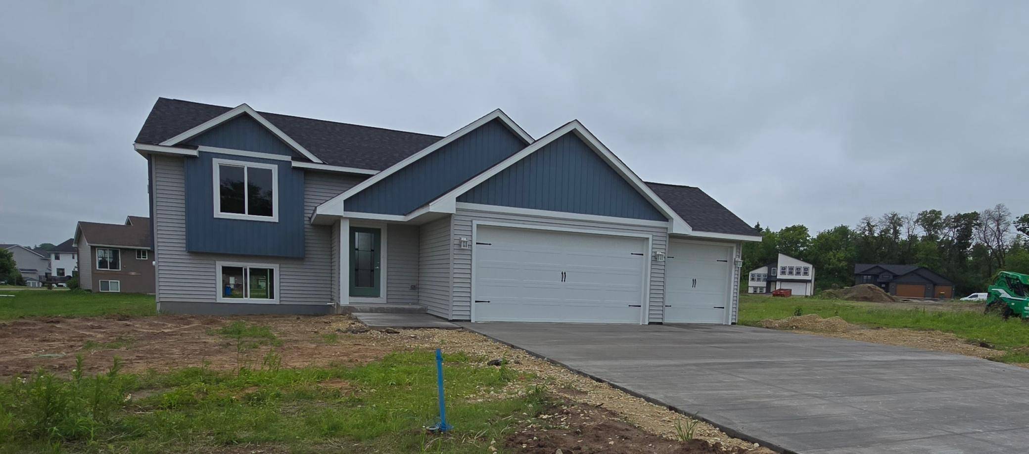 Roberts, WI 54023,230 Eagle Ridge DR