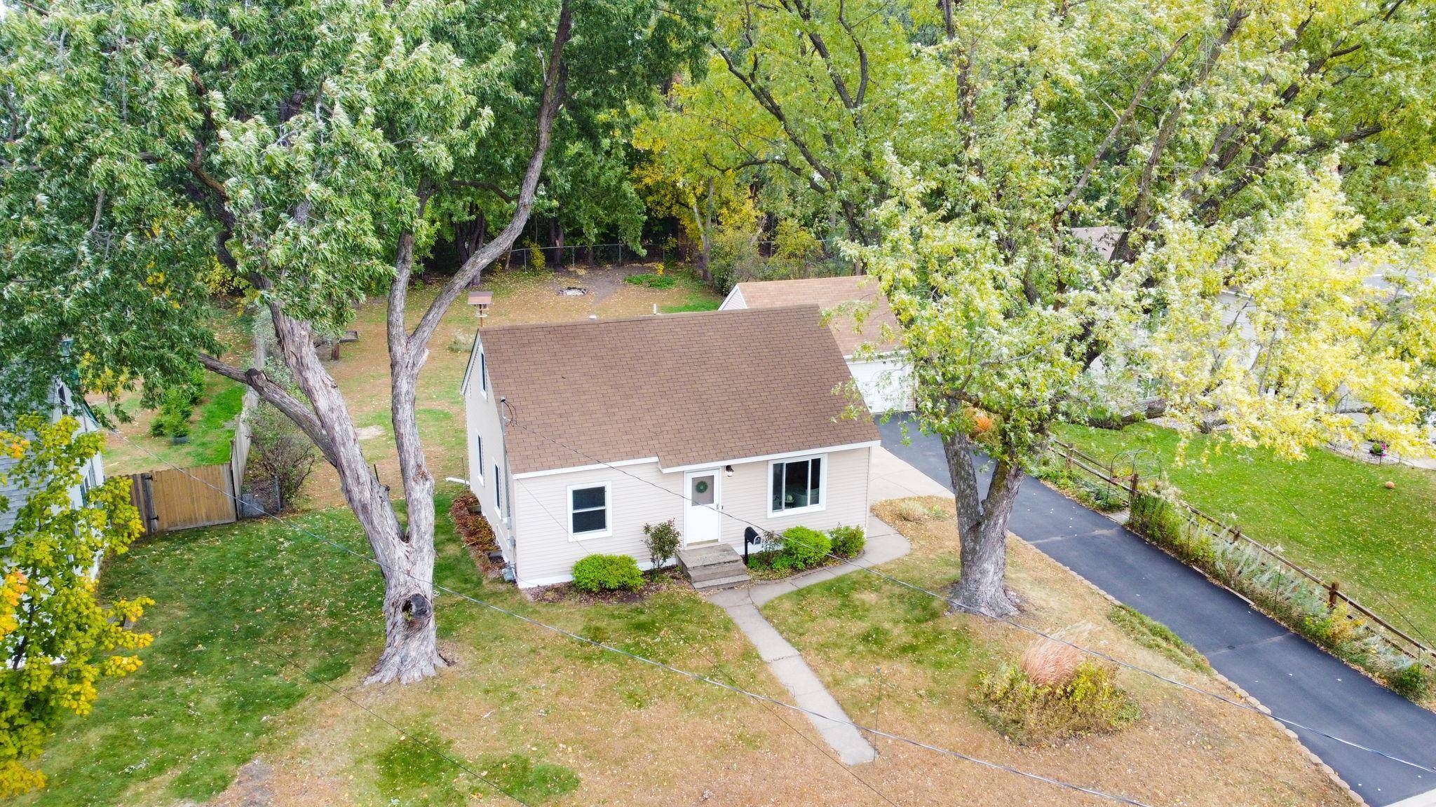 Crystal, MN 55428,5716 Elmhurst AVE