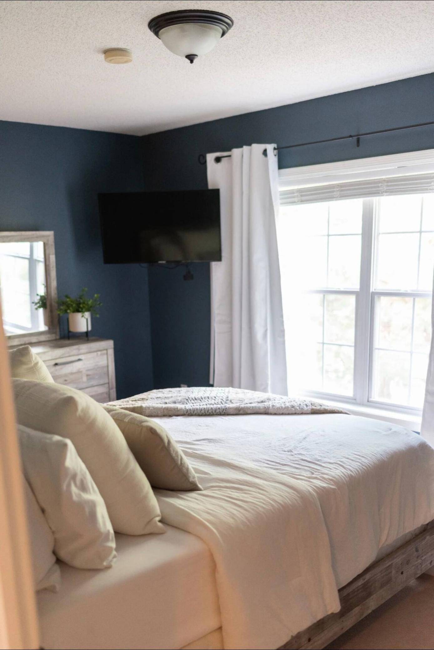 Eden Prairie, MN 55344,6572 Regency LN