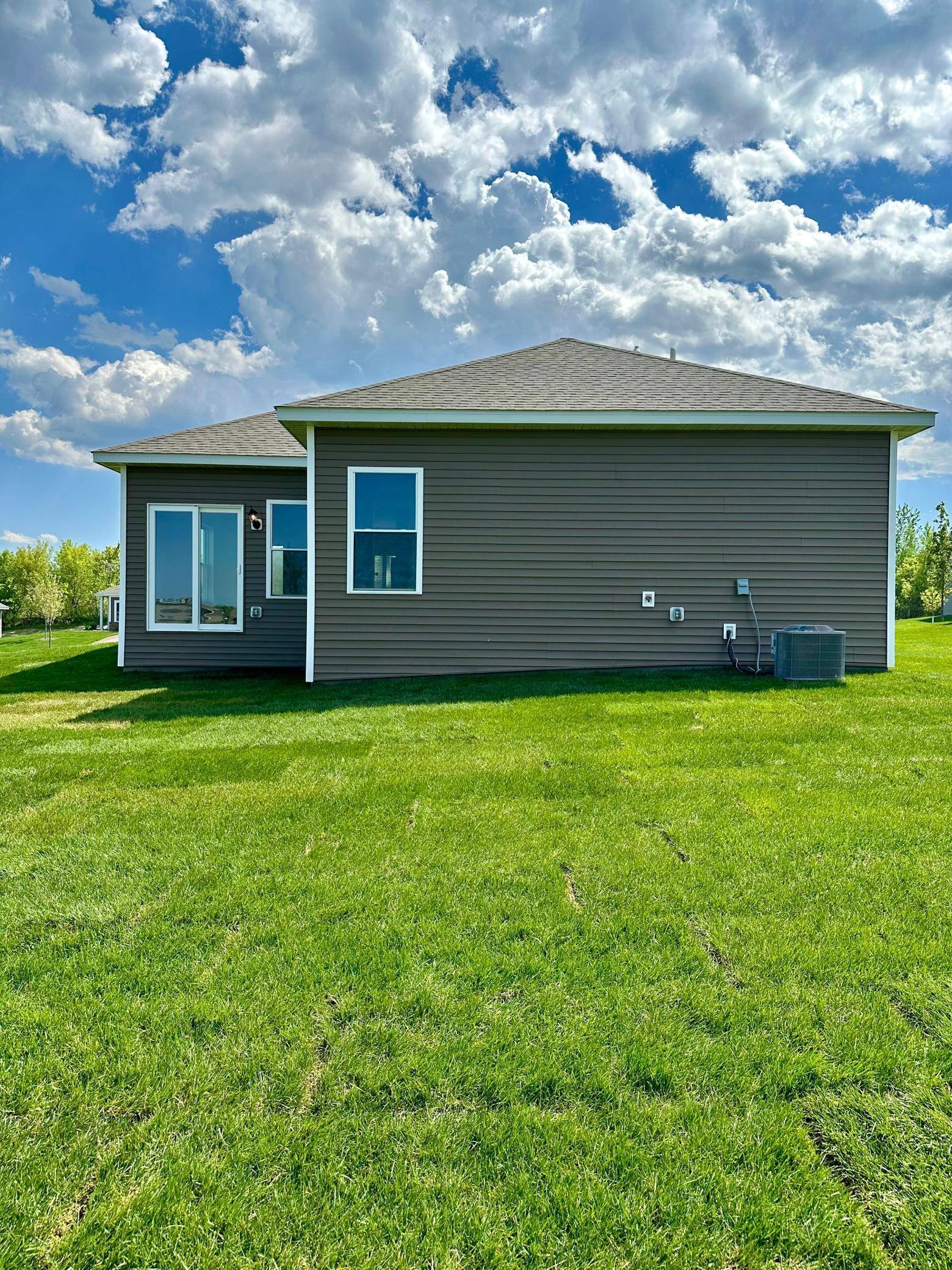 Waverly, MN 55390,162 Summerfield DR