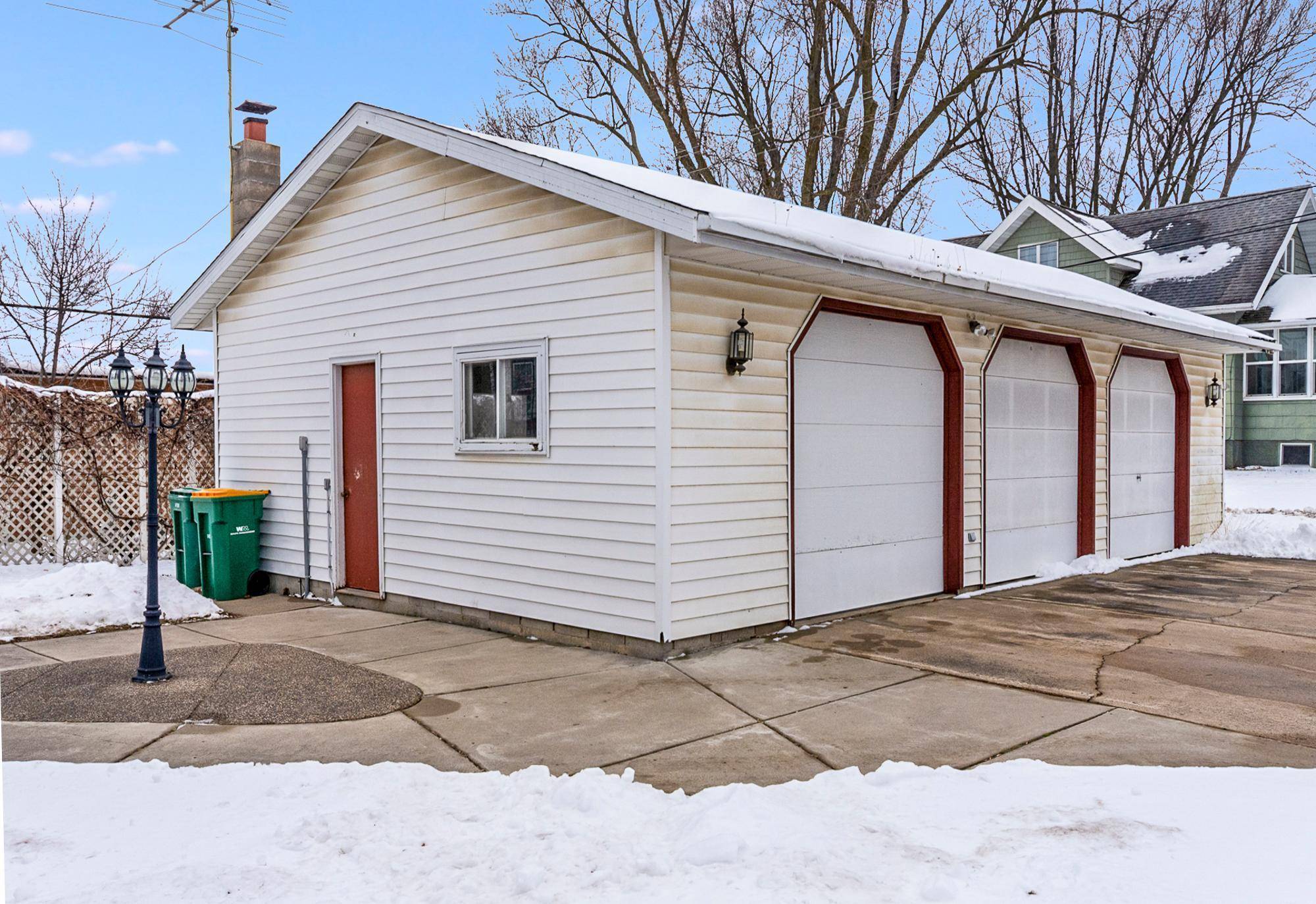 Montgomery, MN 56069,400 4th ST SW