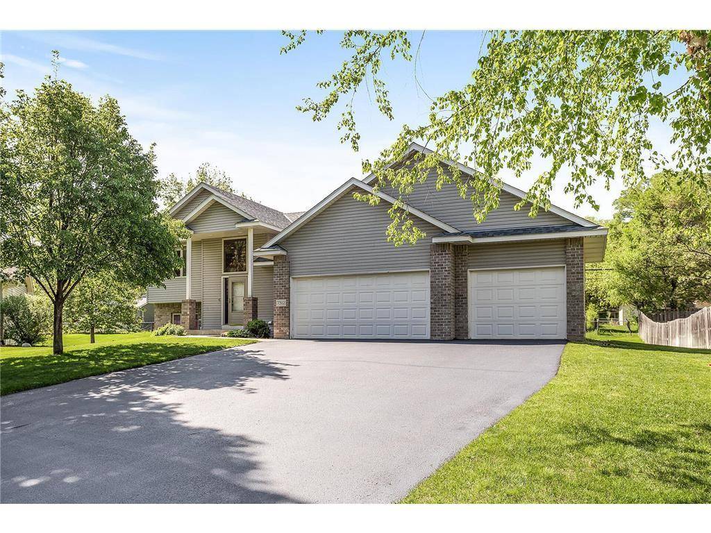 Brooklyn Park, MN 55443,7312 Noble CT N