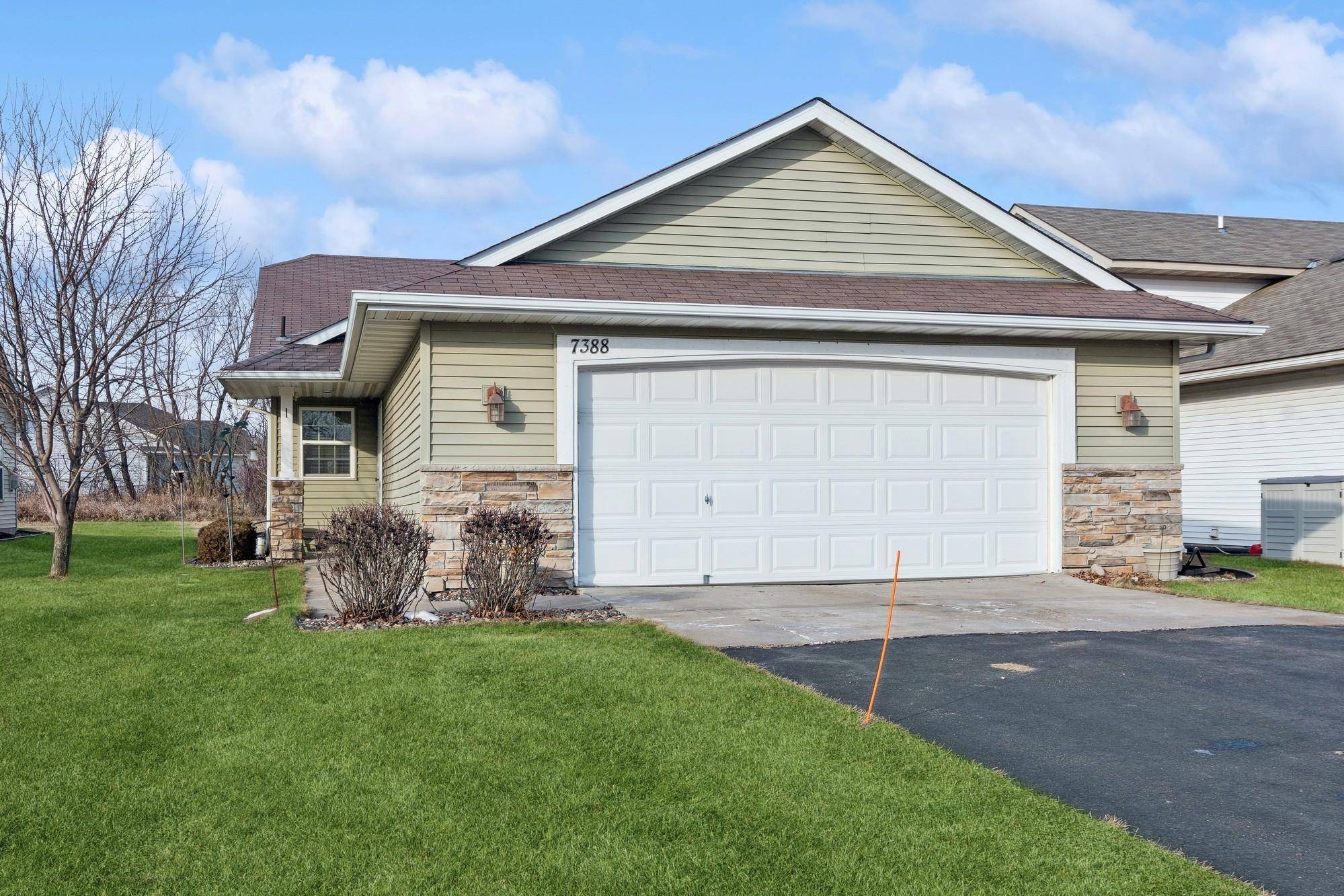 Otsego, MN 55301,7388 Kahler CIR NE