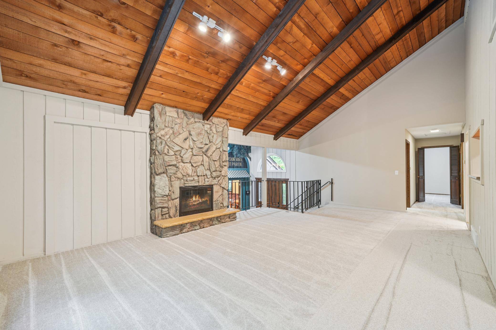 Bloomington, MN 55437,9001 Poplar Bridge RD