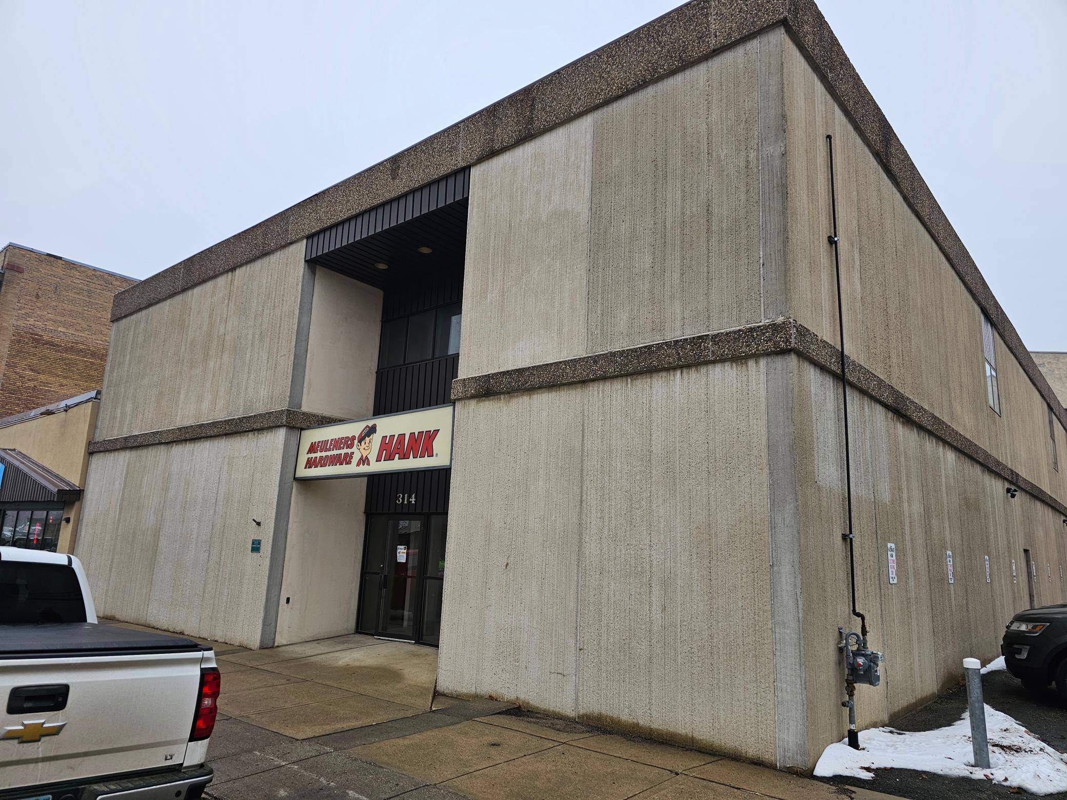 Willmar, MN 56201,314 5th ST SW