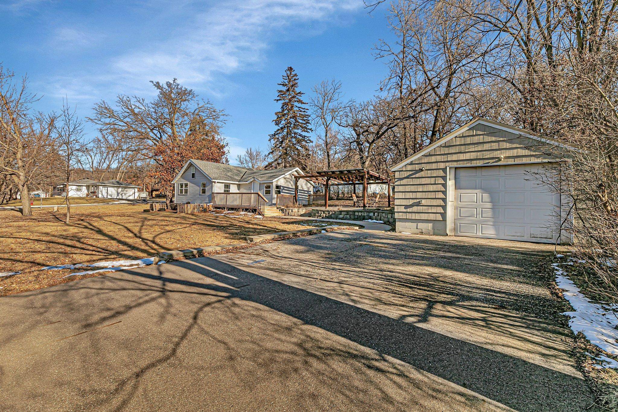 Sartell, MN 56377,202 5th ST NE