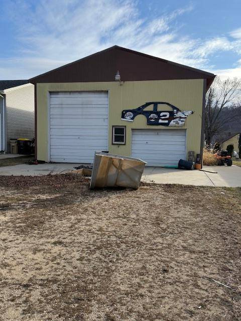 Brownsville, MN 55919,708 Bluff ST