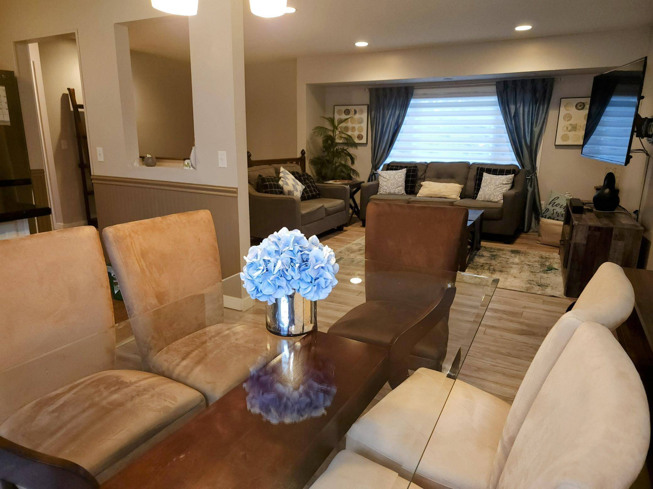 Maple Grove, MN 55369,9179 Larch LN N