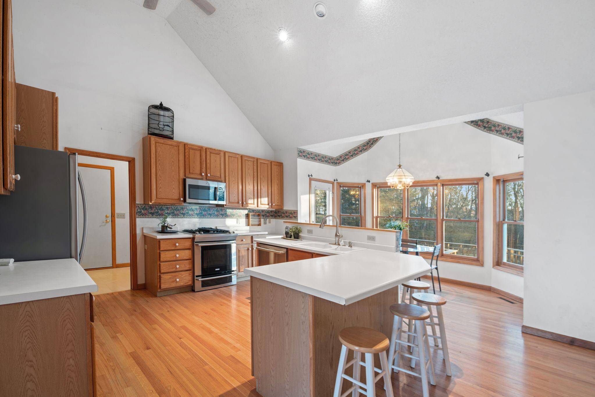 Chaska, MN 55318,1813 Park Ridge CIR