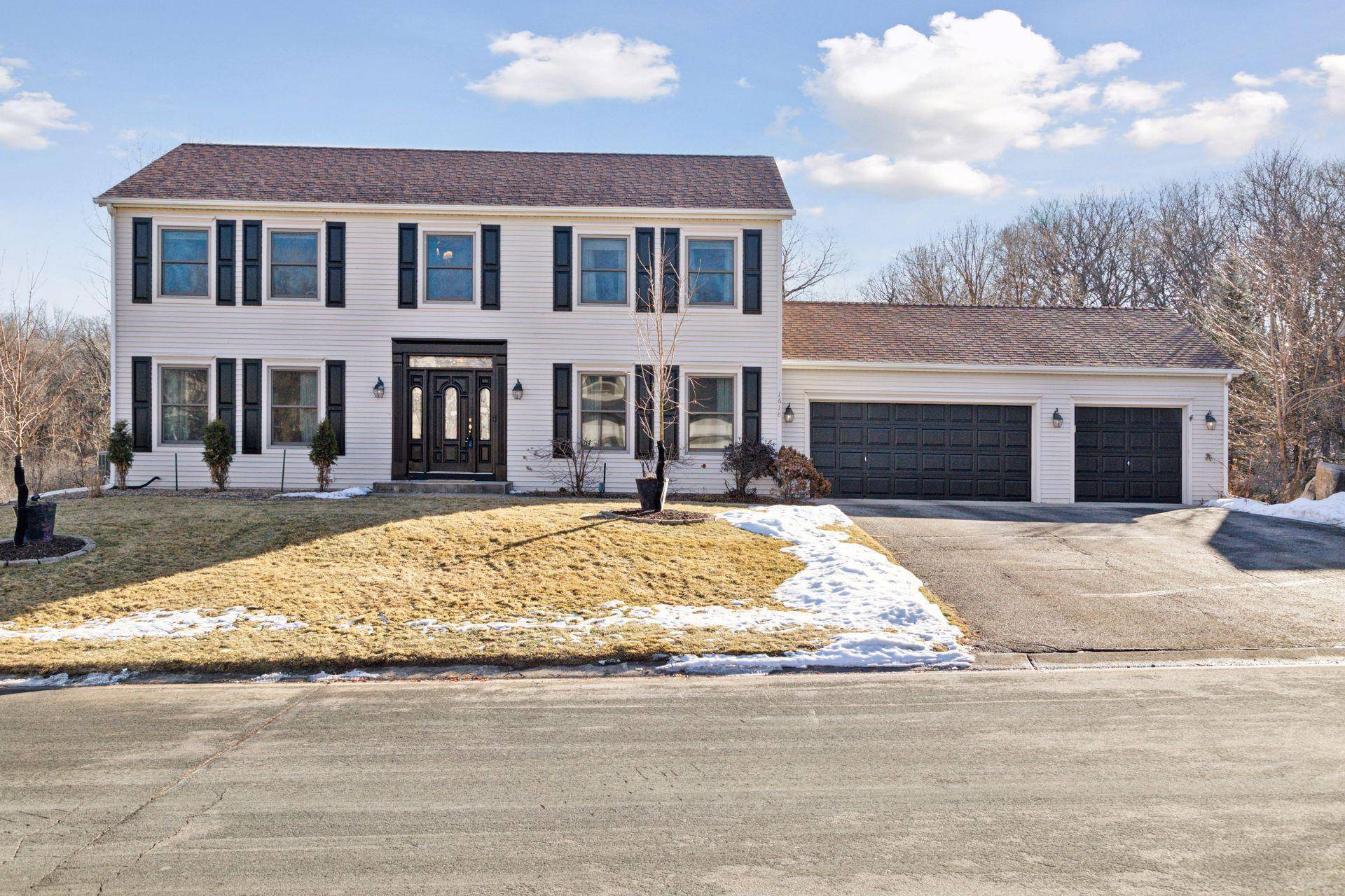 Eagan, MN 55122,1618 Murphy Pkwy