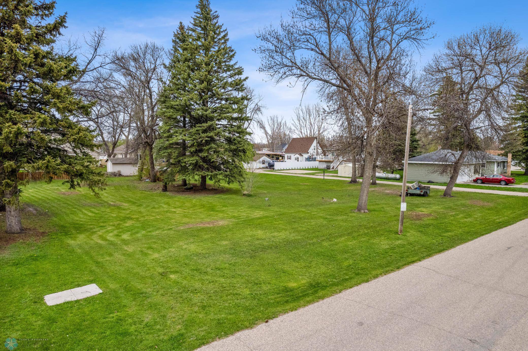 Casselton, ND 58012,221 3rd ST S