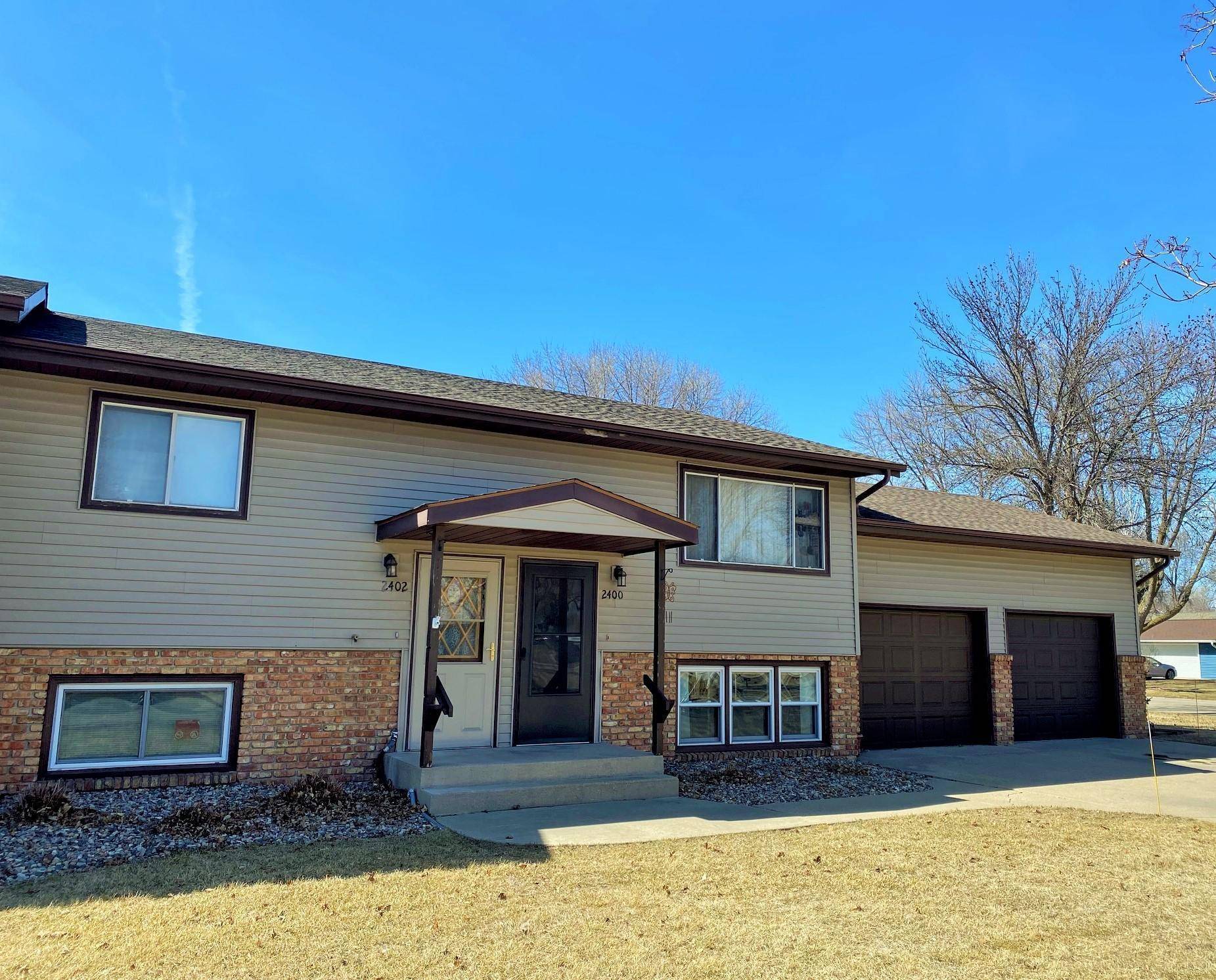 Willmar, MN 56201,2402 Kenwood DR SW
