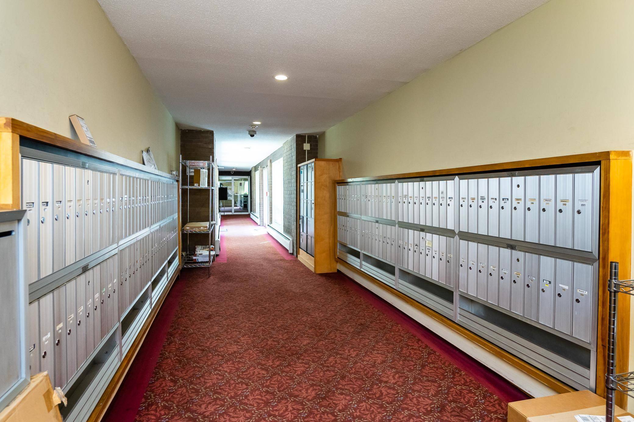 Roseville, MN 55113,2800 Hamline AVE N #150