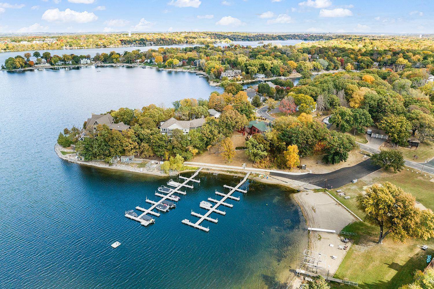 Prior Lake, MN 55372,5201 Candy Cove TRL SE