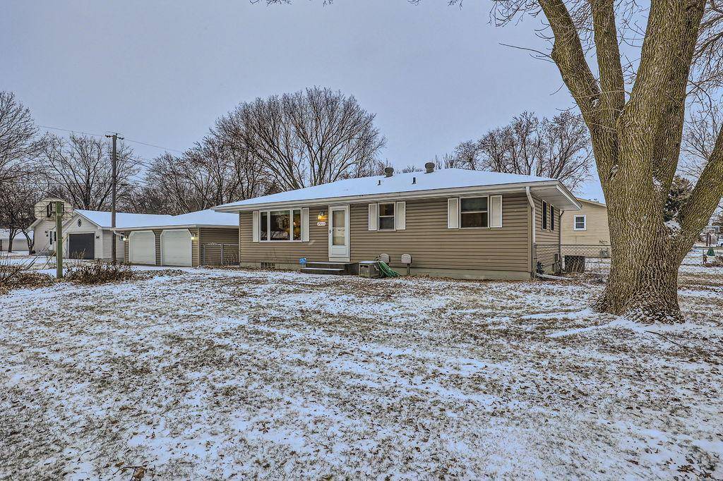 Champlin, MN 55316,7011 117th AVE N