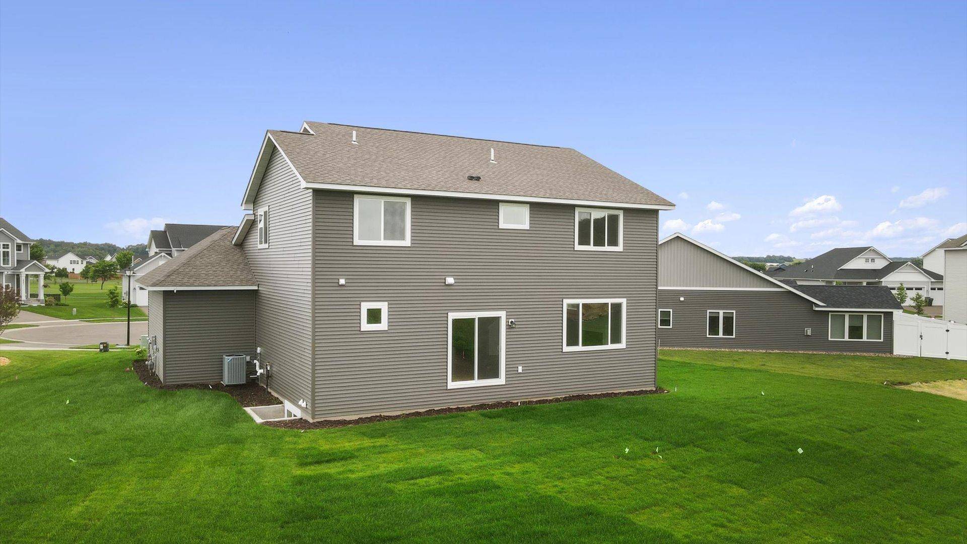 River Falls, WI 54022,2926 Elgin CT