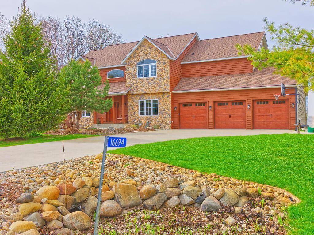 Hutchinson, MN 55350,16694 206th CIR