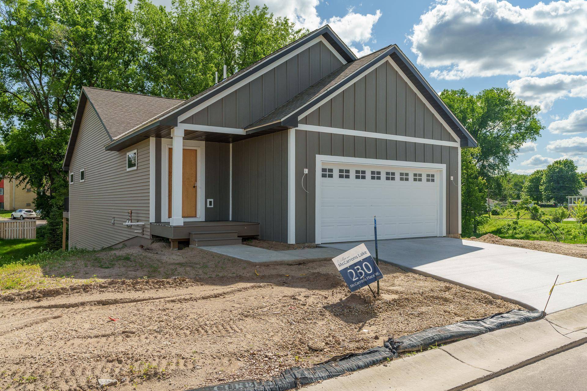 Roseville, MN 55113,230 McCarrons PL W