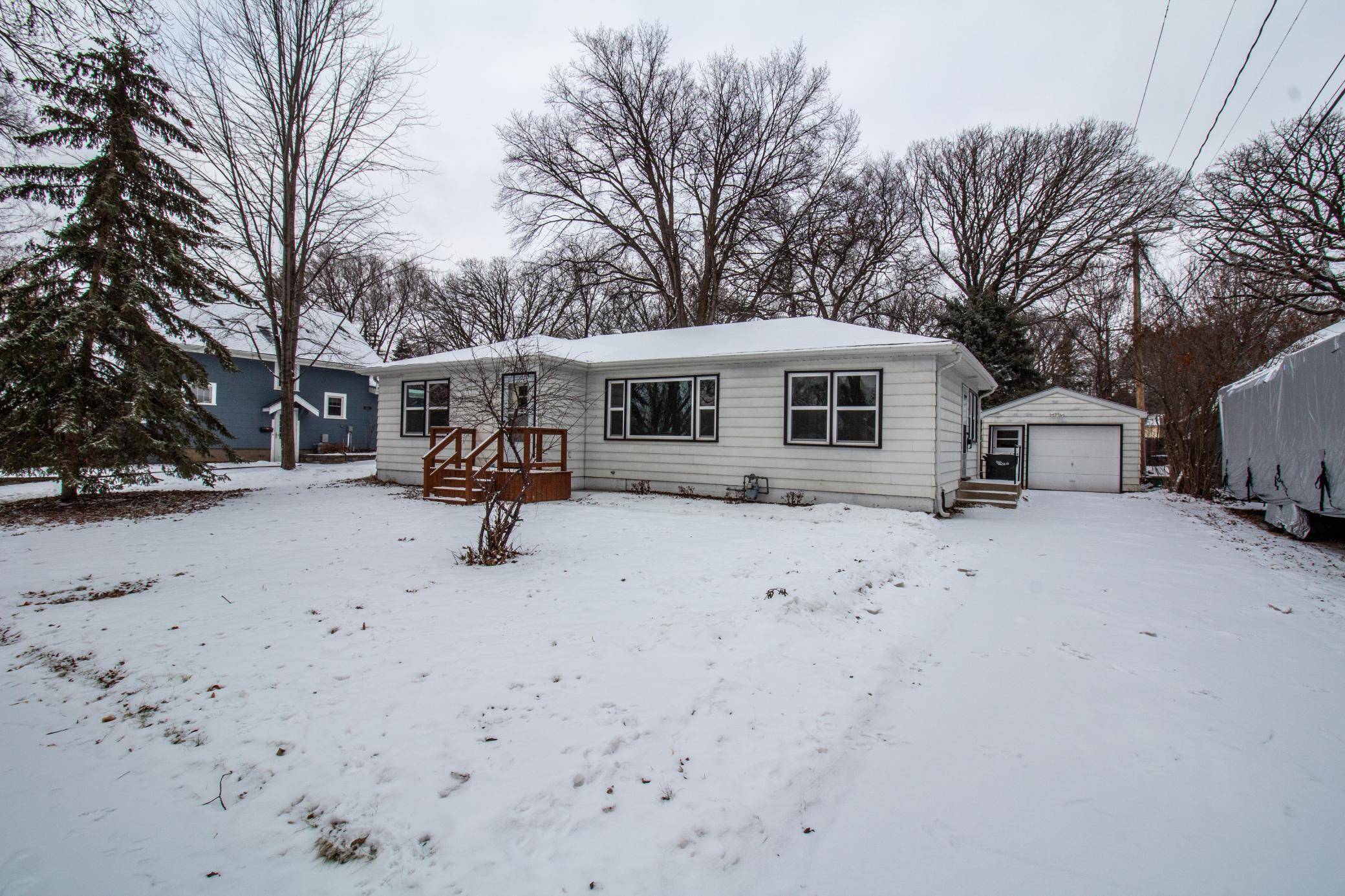 Fergus Falls, MN 56537,316 W 7th AVE