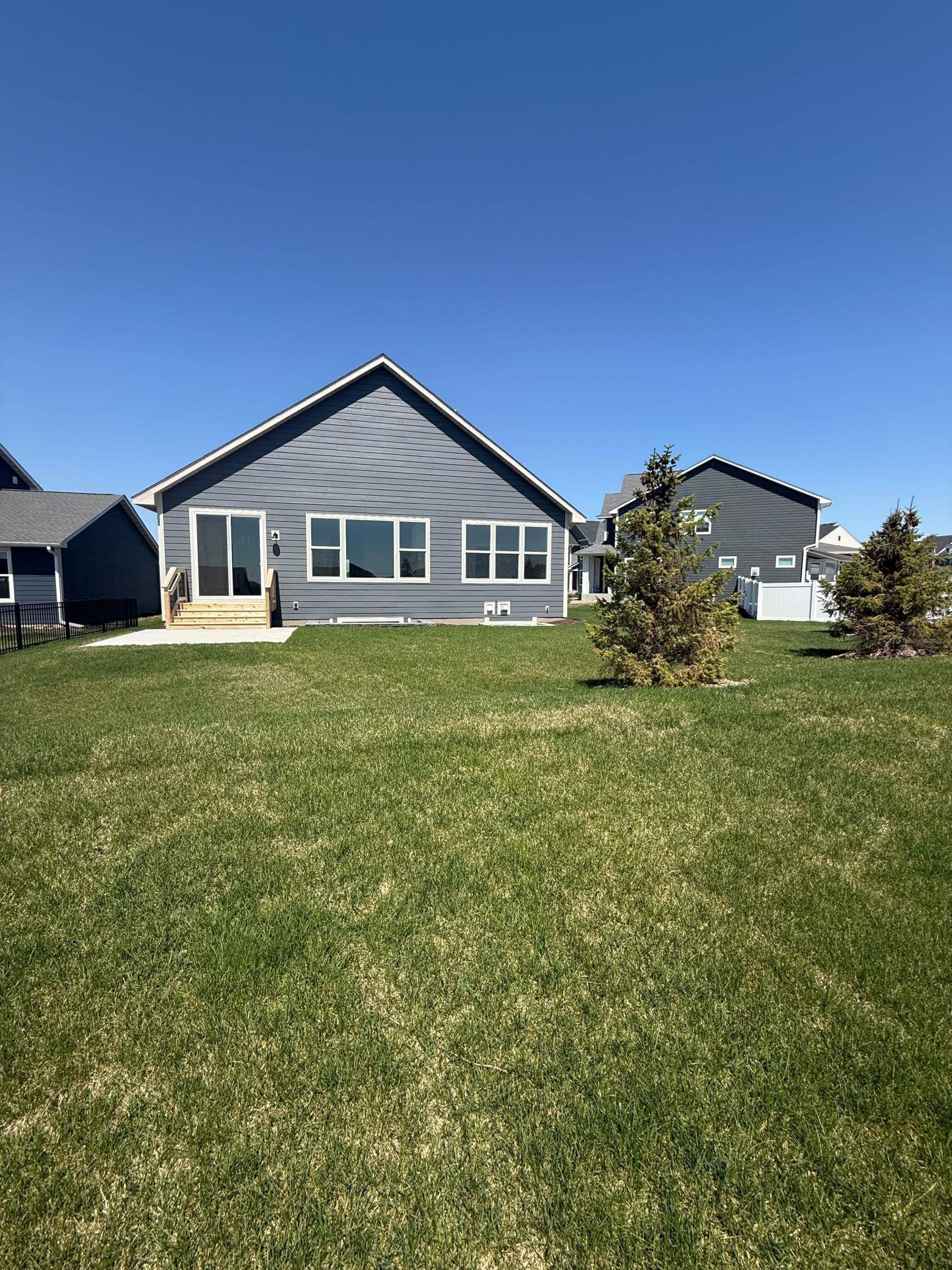 Woodbury, MN 55129,10142 Arrowwood TRL