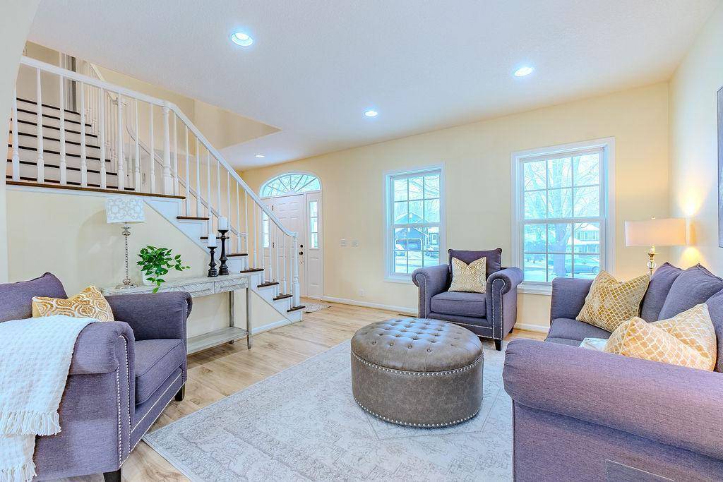 Eden Prairie, MN 55346,18649 Jacques CT