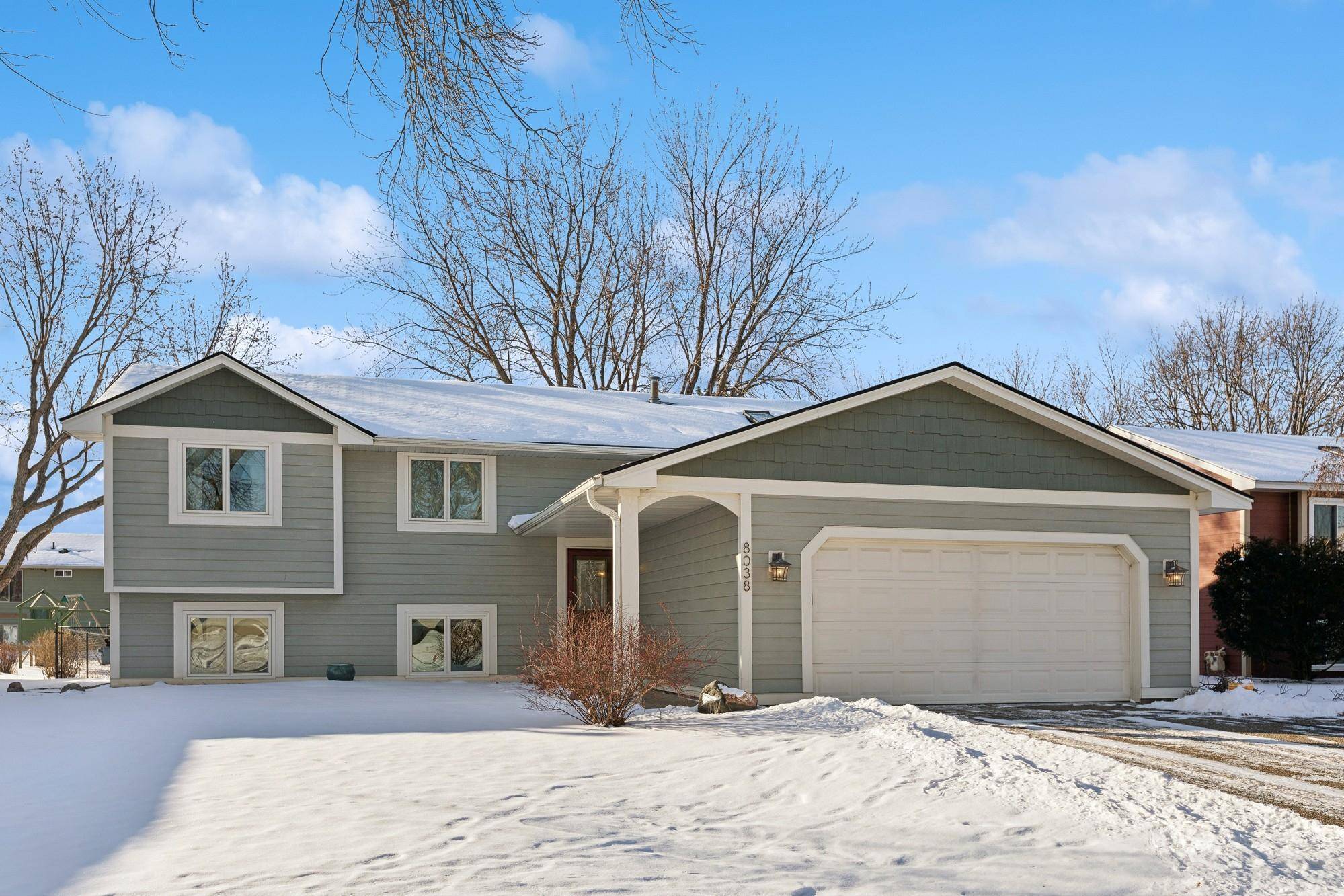 Apple Valley, MN 55124,8038 Upper 145th ST W