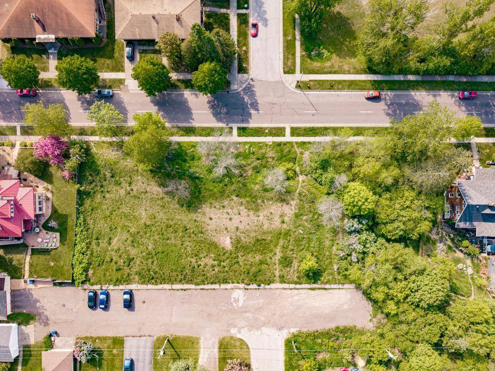 Duluth, MN 55812,xxx E 2nd ST