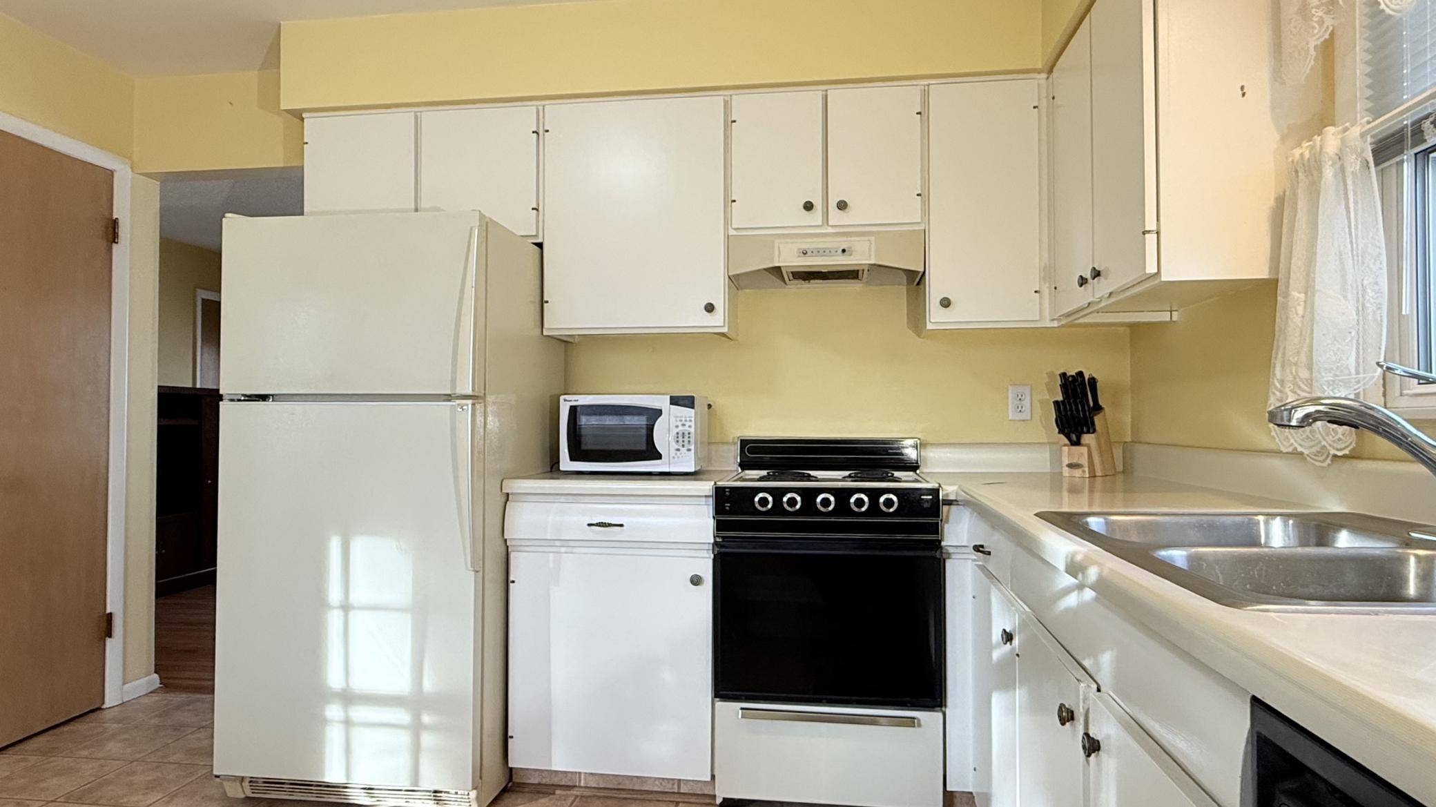 Rochester, MN 55901,2216 18 1/2 St NW