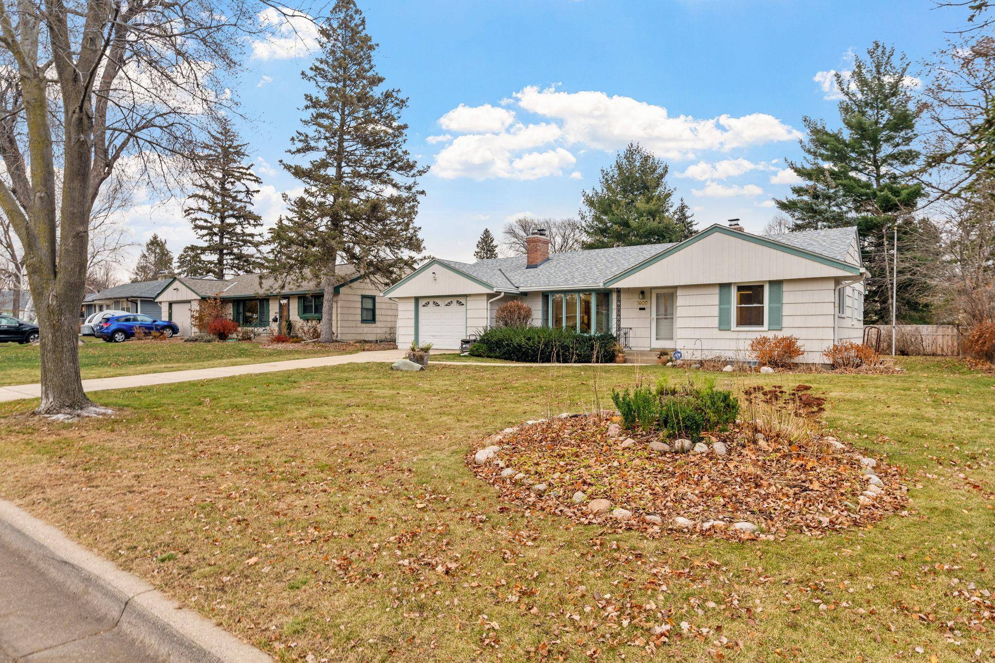 Falcon Heights, MN 55113,1900 Arona ST